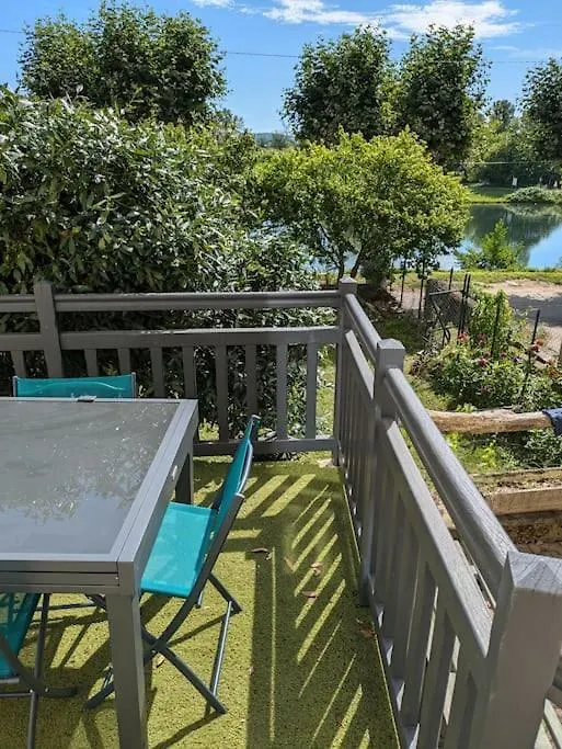 Saint-Pierre-de-Boeuf Maison Vue Sur L'Eau Avec Jardin La Coulee Douce 0*,