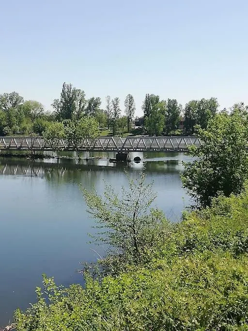 Maison Vue Sur L'Eau Avec Jardin La Coulee Douce Saint-Pierre-de-Boeuf 0*,  France