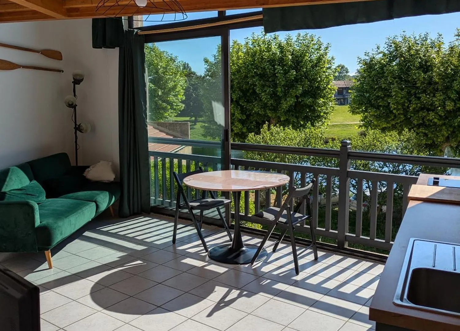 Holiday home Maison Vue Sur L'Eau Avec Jardin La Coulee Douce Saint-Pierre-de-Boeuf
